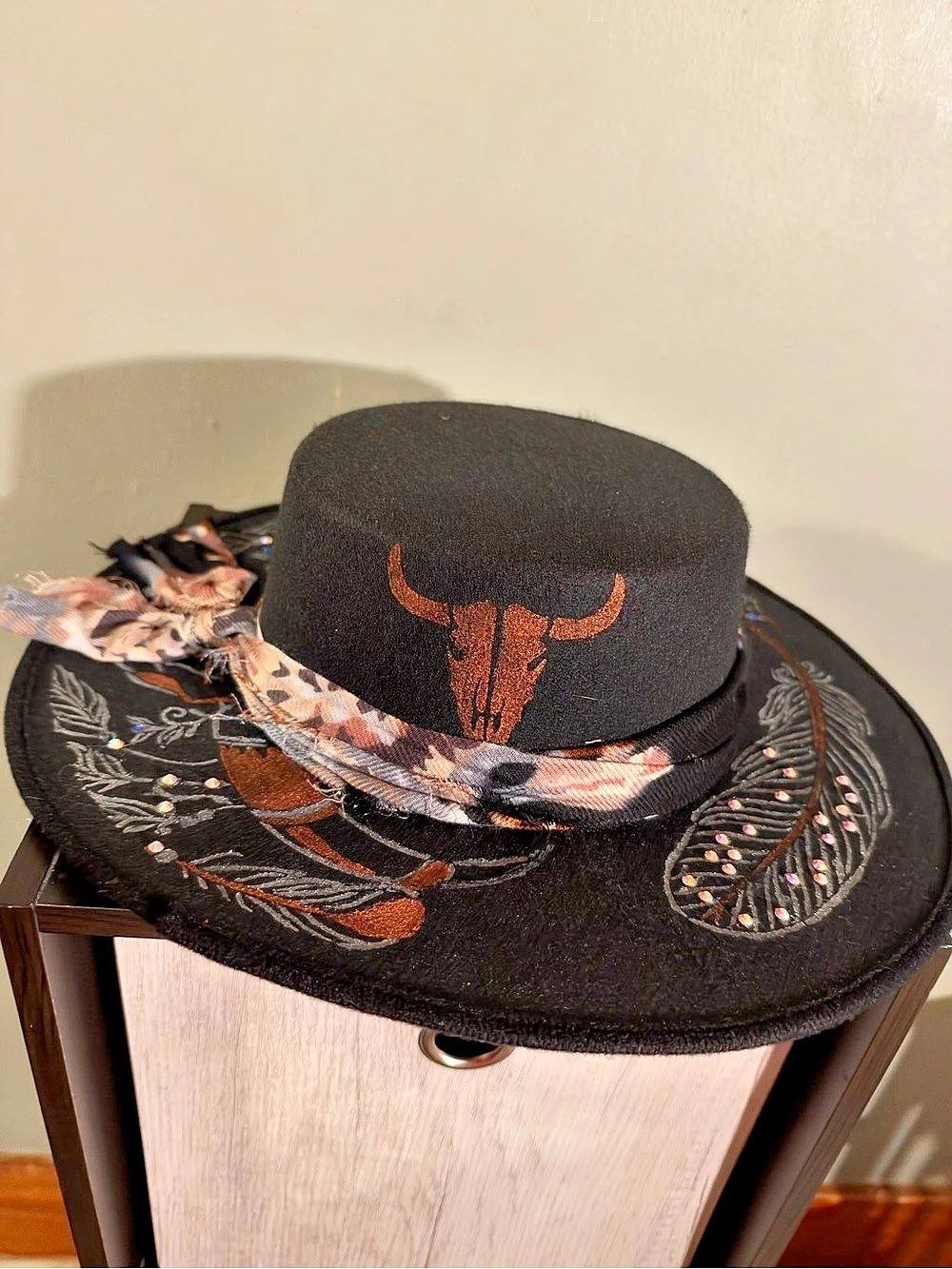 Custom Black Western Cowboy Hat Steer Skull Feathers Rhinestone Stay Wild - Picture 2 of 6